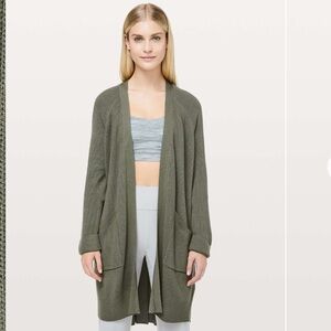 Lululemon Still At Ease Wrap Grey Sage Green size 4